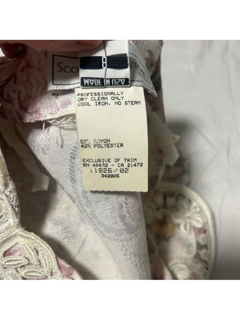 Scott McClintock Vintage 80s Ivory Brocade Skirt Suit Size 8 Petite Pearl Lace - Picture 14 of 16